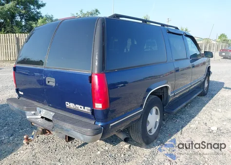 1999 Chevrolet Suburban K1500 z USA, uszkodzony, nr VIN 3GNFK16R1XG183597